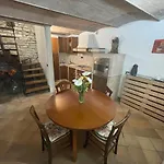 度假居 Charming Independent House In Center, Free Parking Nearby 斯佩洛