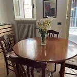 度假居 Charming Independent House In Center, Free Parking Nearby 斯佩洛