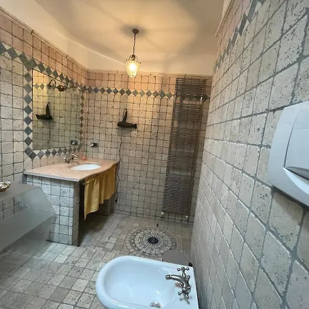 Charming Independent House In Center, Free Parking Nearby