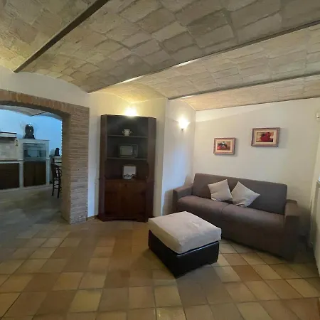 Charming Independent House In Center, Free Parking Nearby Сasa de vacaciones